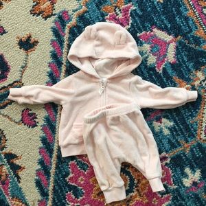 Cute pink newborn set